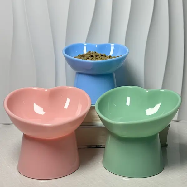 Raised Plastic Cat Bowl, Heart Shaped Cat Inclined Food Bowl Water Dish With Stand For Neck Protection